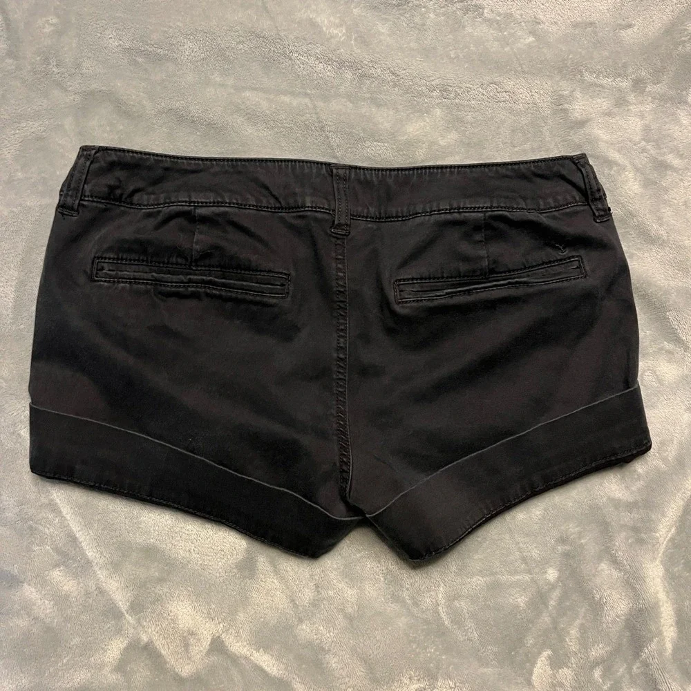 American Eagle‎ Black Shorts Rolled Cuff Casual Sz 6 Festival Stretch Minimalist